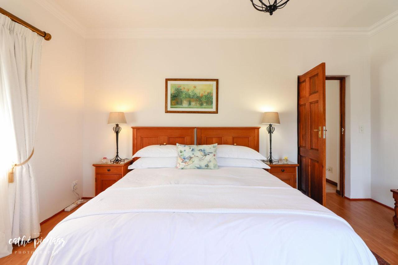 A Tuscan Villa Guest House Fish Hoek Ngoại thất bức ảnh