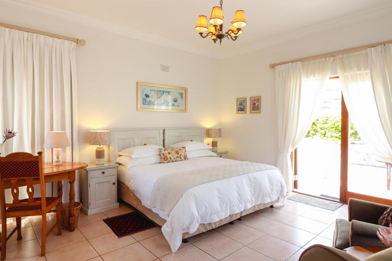 A Tuscan Villa Guest House Fish Hoek Ngoại thất bức ảnh